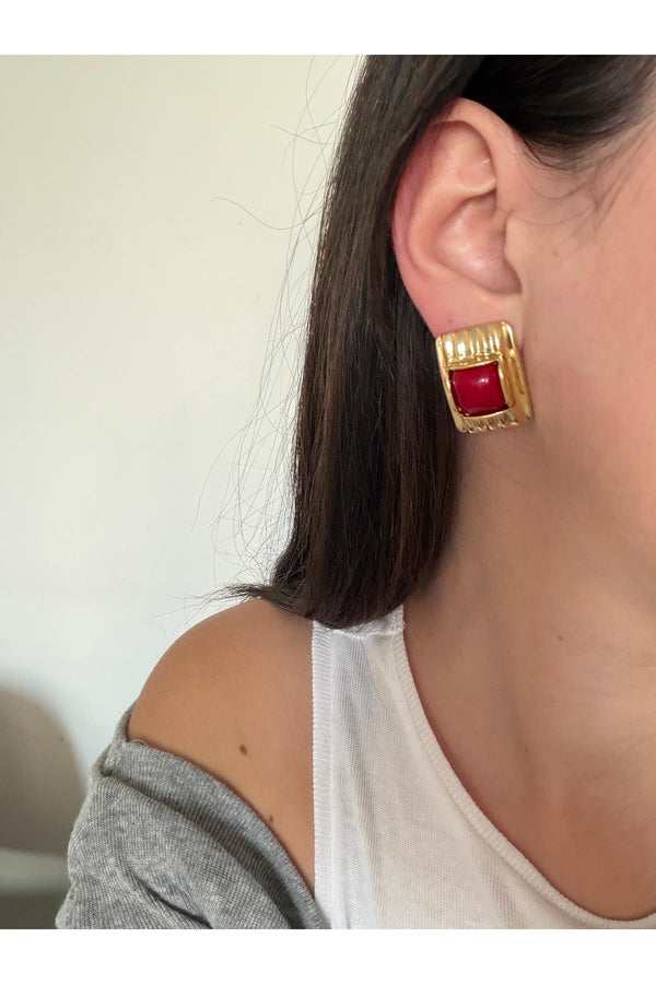 Çelik gold lily bordo küpe