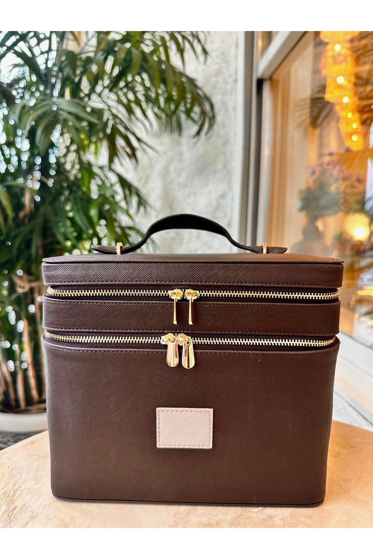 Kahverengi suni deri makyaj ve takı çantası organizer box