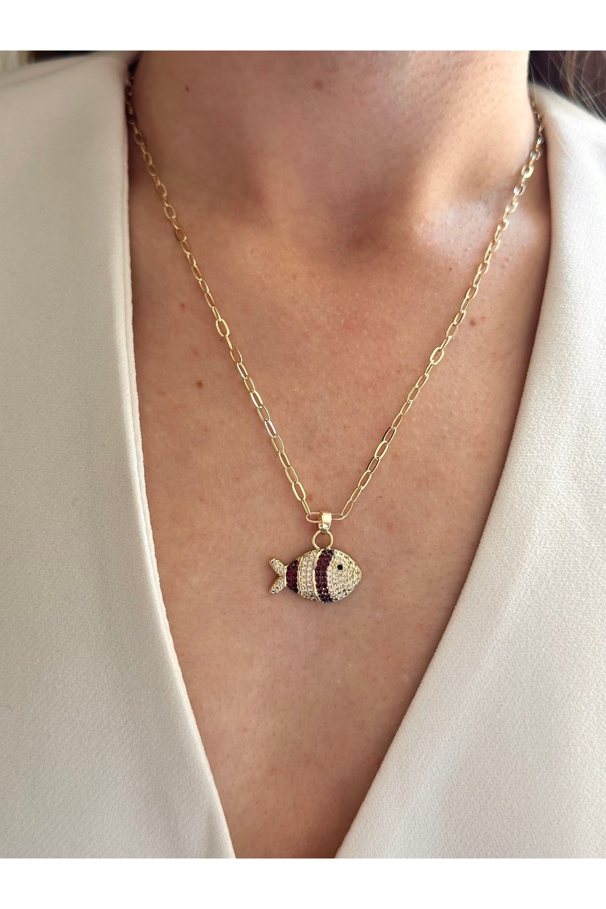 Çelik zirkon taşlı özel seri balık kolye