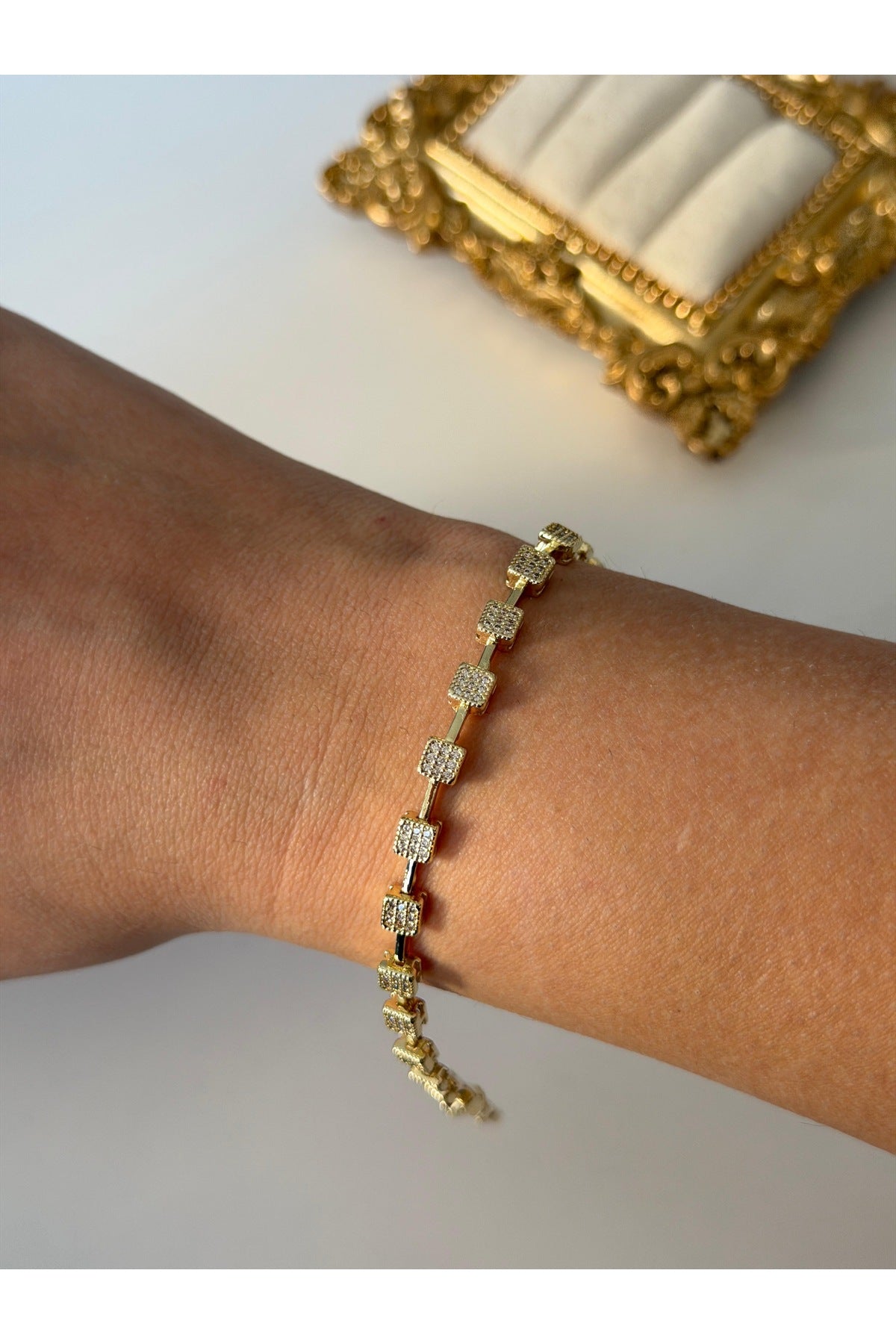 Çelik özel seri zirkon küp bileklik