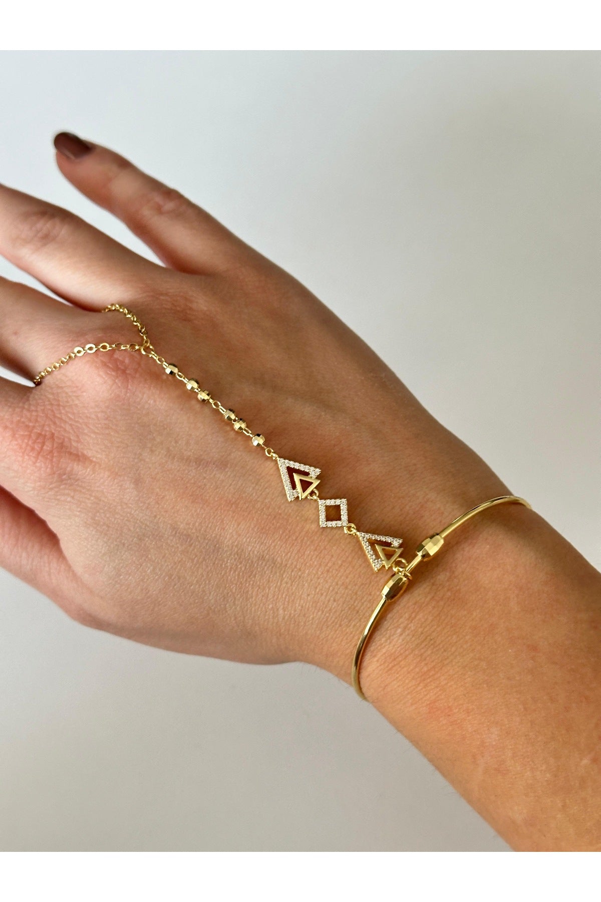 Çelik zirkon taşlı Şahmeran bileklik