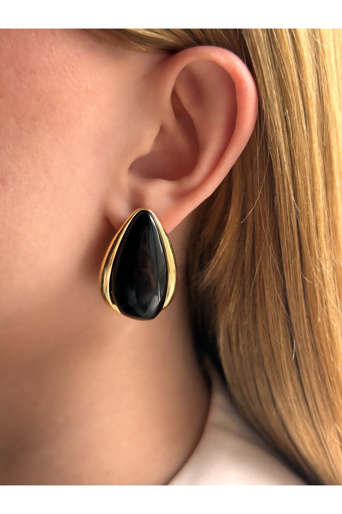 Çelik siyah aren küpe