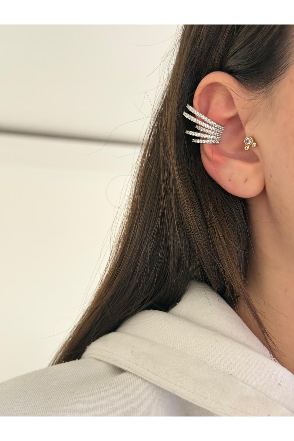 14K Çelik Üzeri Altın Kaplama Özel Seri Kıkırdak Küpe