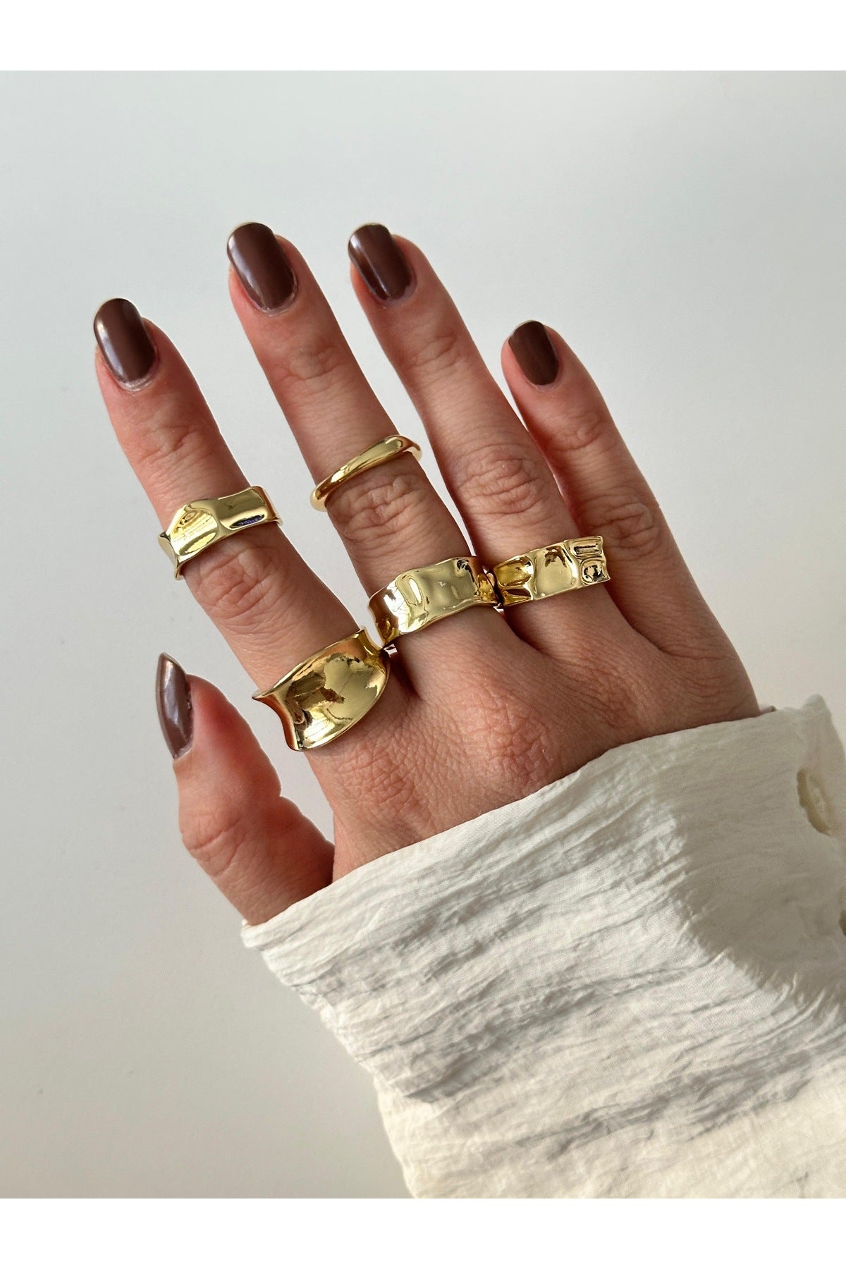 Çelik üzeri altın kaplama set yüzük