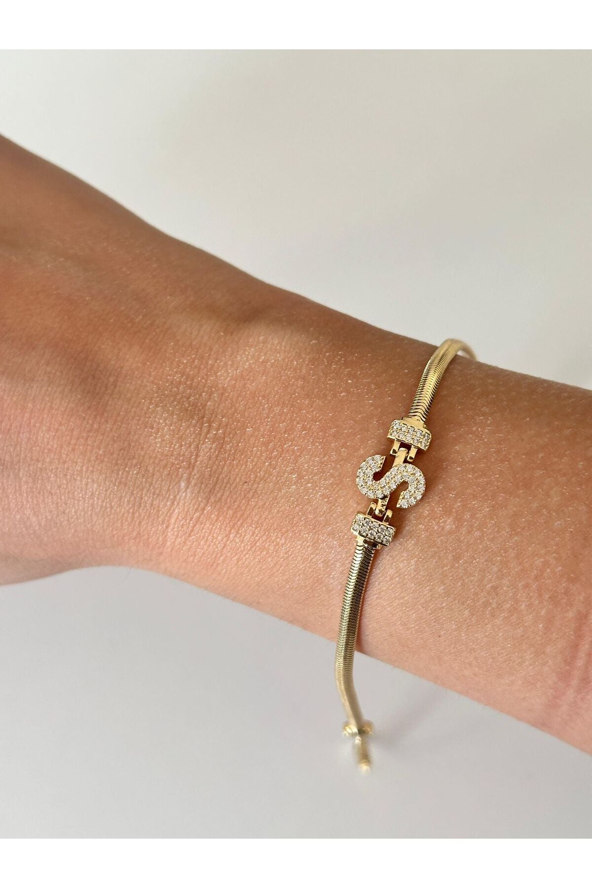 14K Çelik Üzeri Altın Kaplama Kuyumcu İşçiliği Harf Bileklik