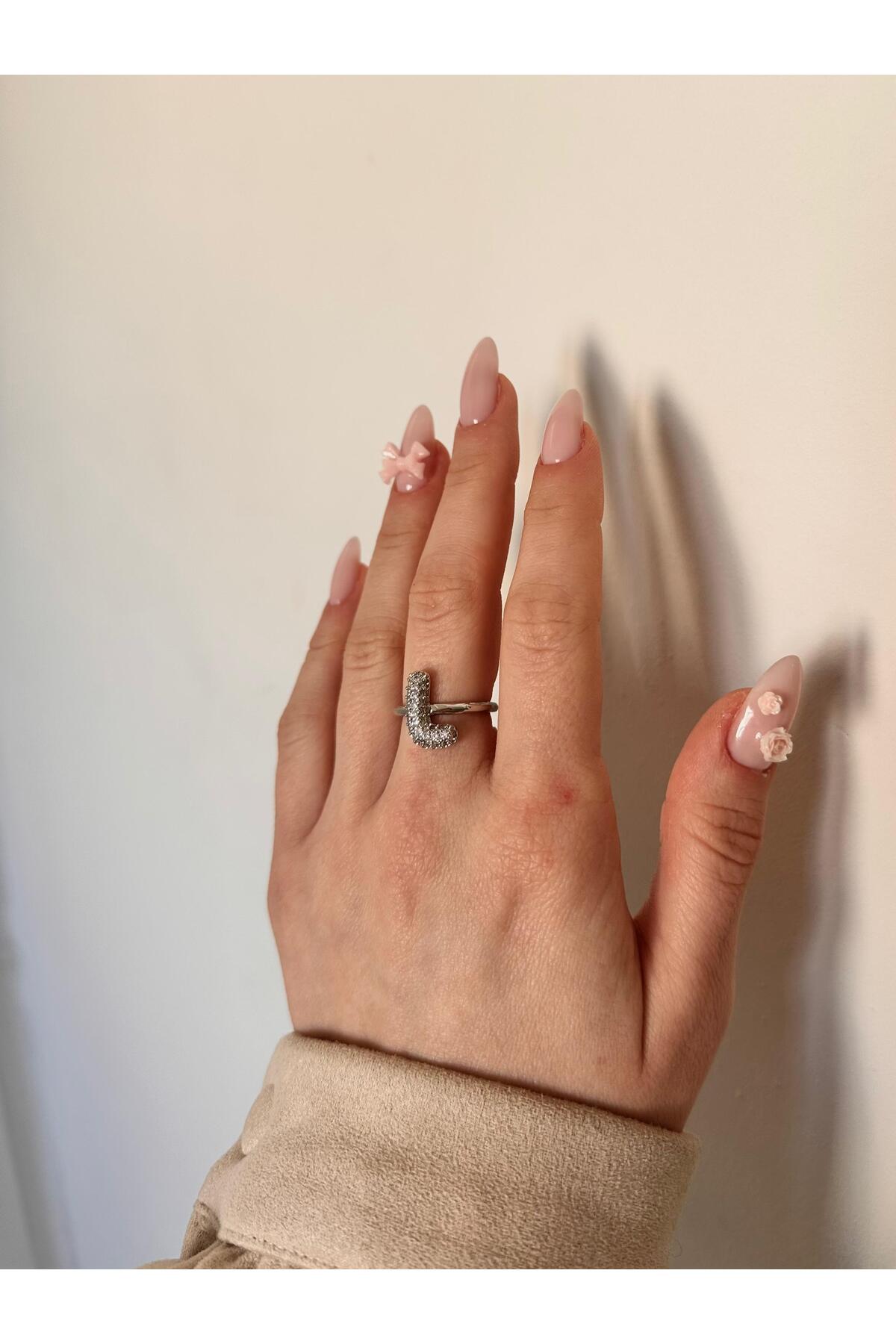 Çelik Üzeri Rodyum Kaplama Harf Yüzük Ayarlanabilir