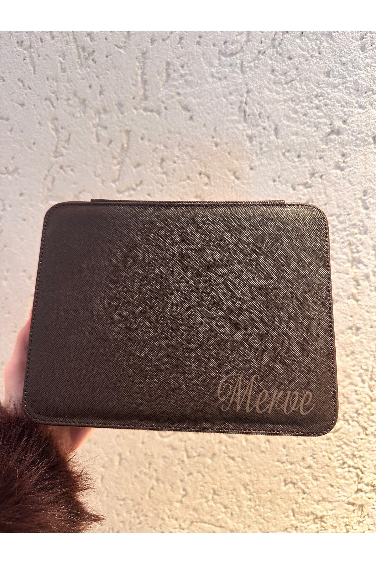 Kişiye özel isim yazılı suni deri büyük boy takı ve mücevher çantası - organizer box