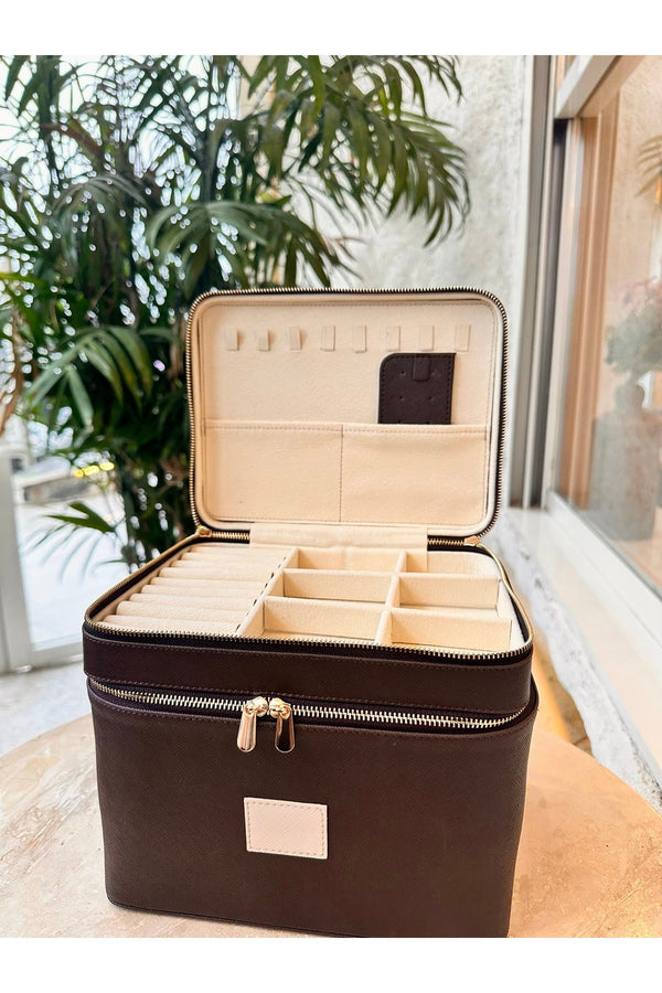Kahverengi suni deri makyaj ve takı çantası organizer box