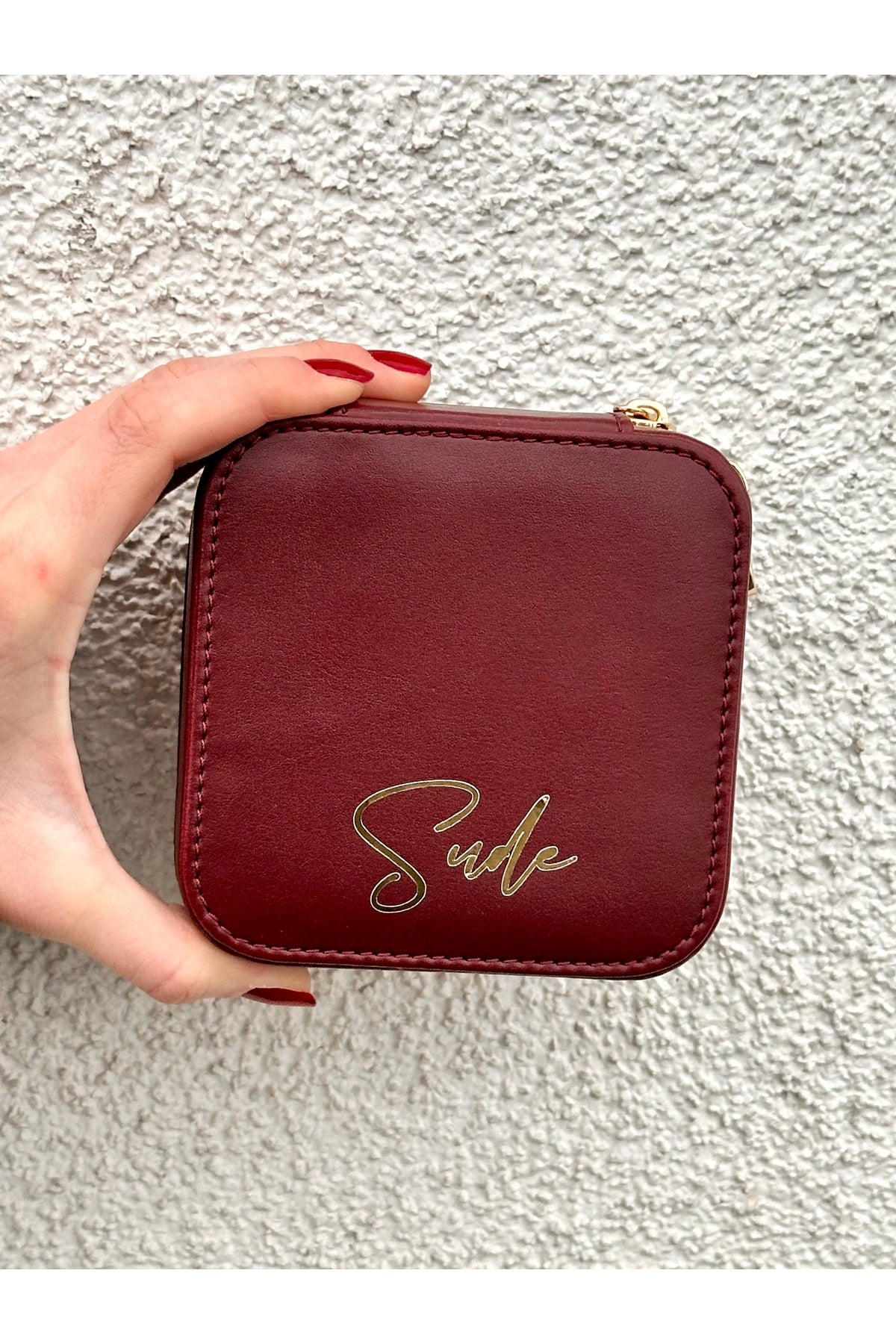 Kişiye özel isim yazılı suni deri takı ve mücevher çantası organizer box