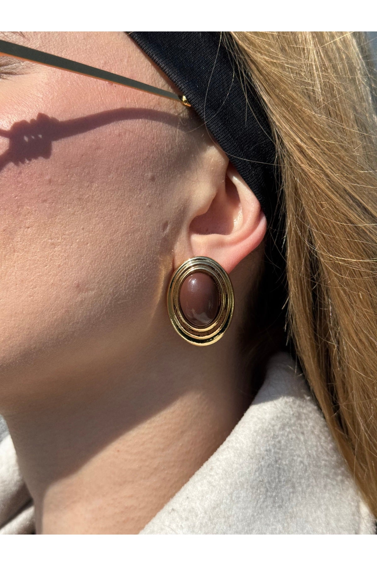 Çelik dera kahve küpe