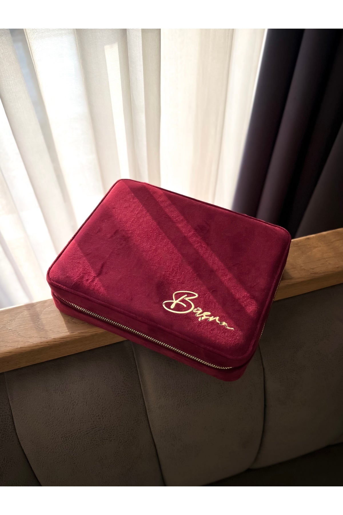 Kişiye özel isim yazılı kadife kumaş büyük boy takı ve mücevher çantası - organizer box