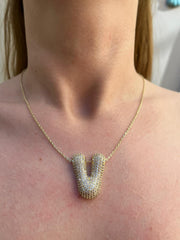 V
