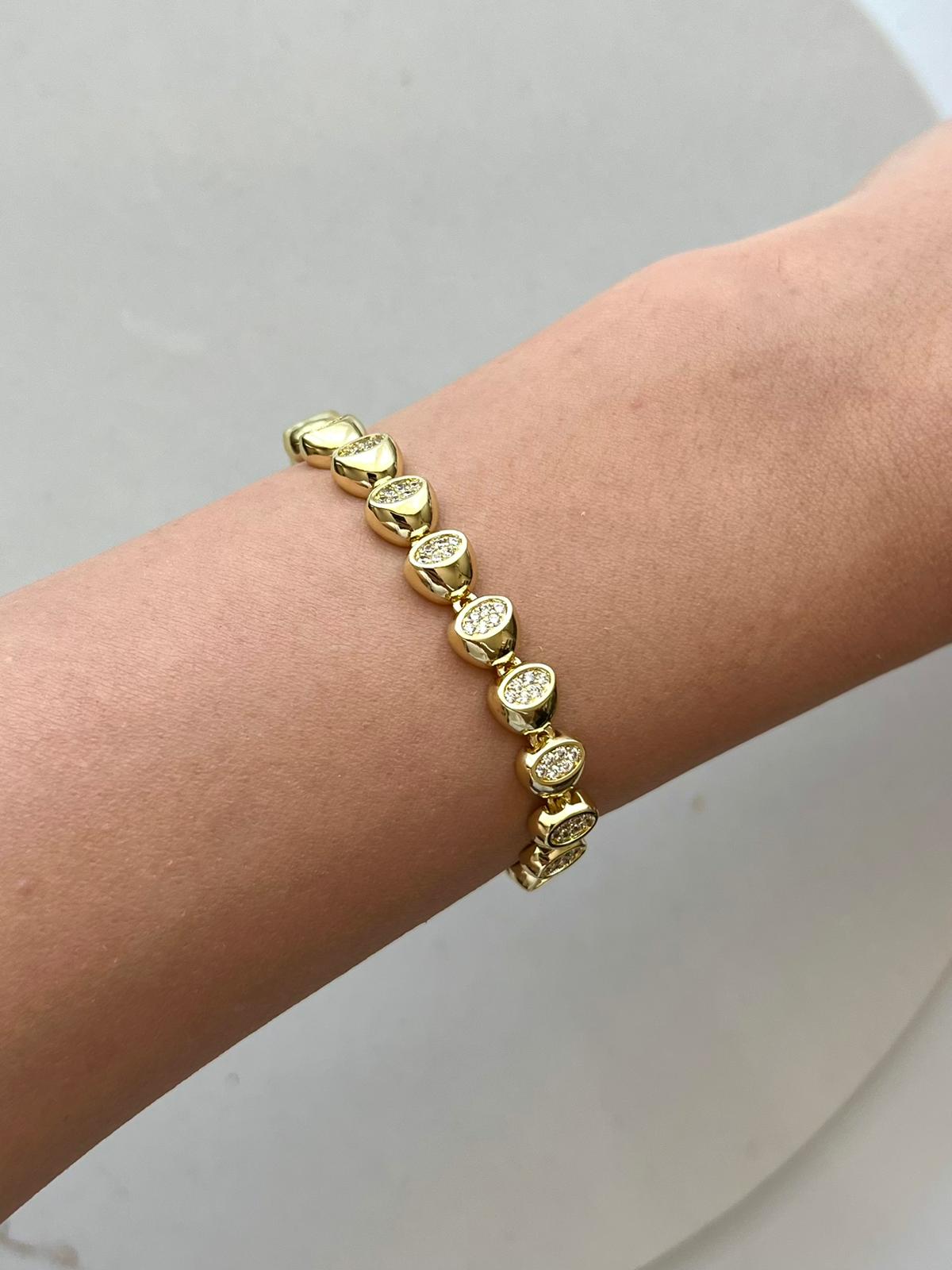 Çelik üzeri altın kaplama özel koleksiyon Capsule Gold Bileklik