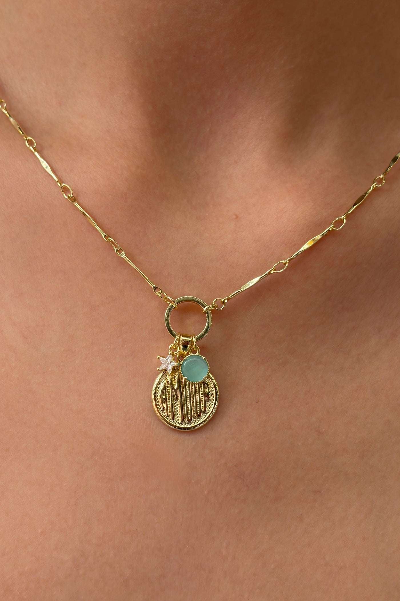 Çelik Stella Mare Charm Kolye