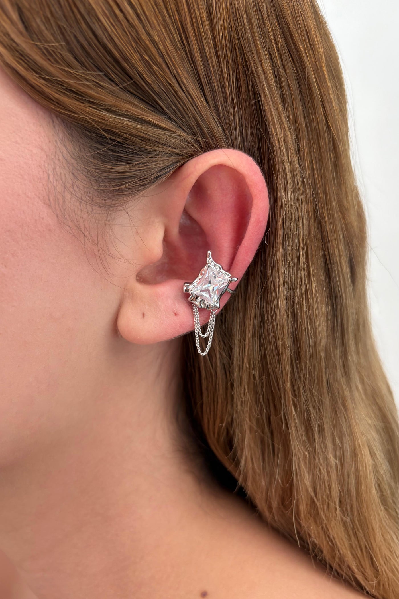 Çelik Sıkıştırmalı Tiara Earcuff