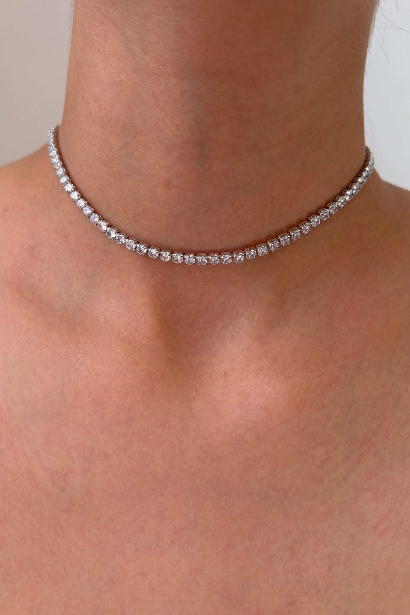 Çelik Zirkon Su Yolu Asansörlü Choker Kolye