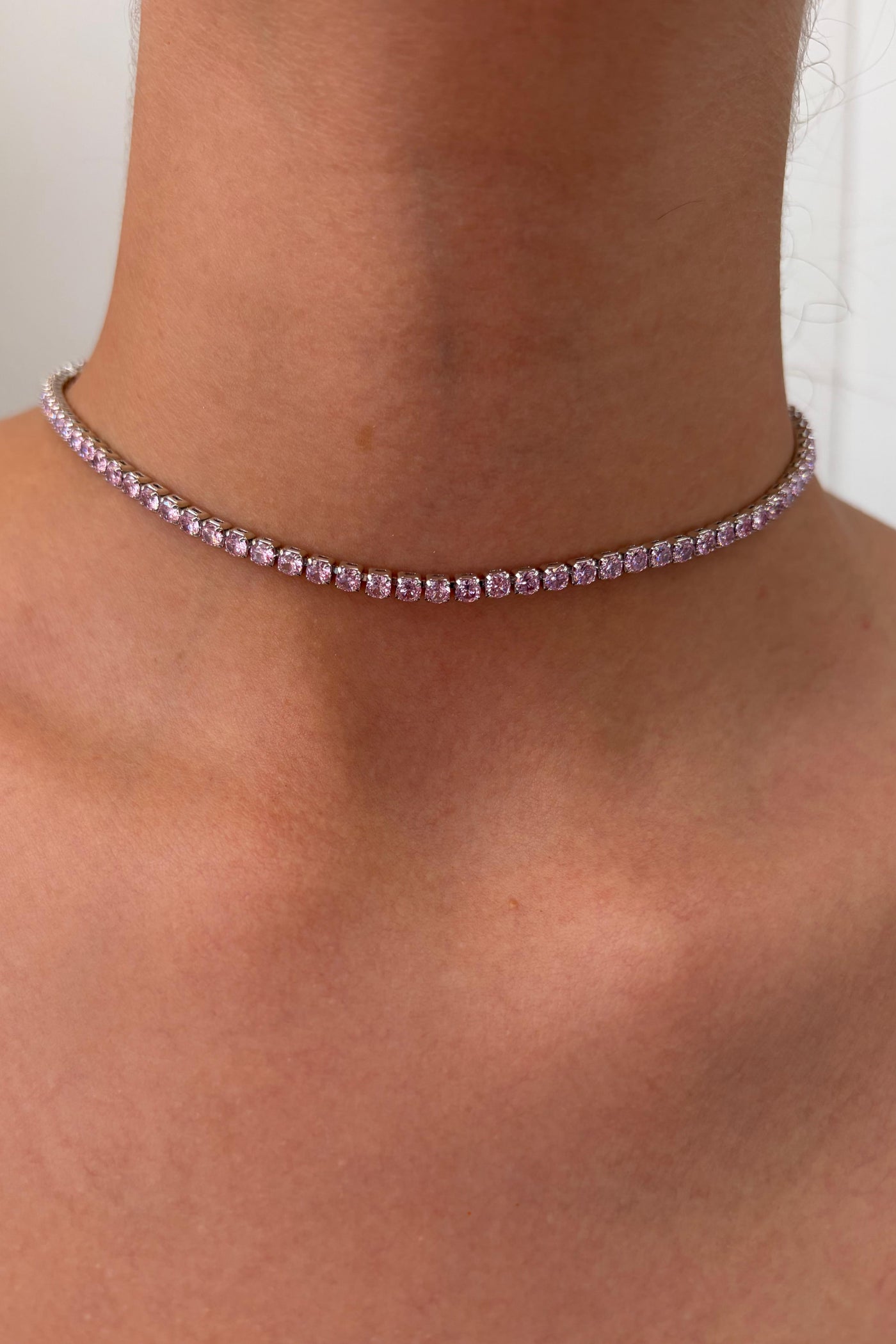 Çelik Zirkon Su Yolu Asansörlü Choker Kolye Pembe