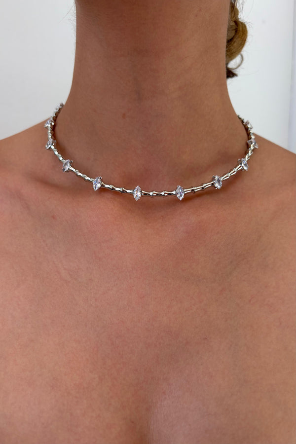 Çelik Özel Seri Markiz Esnek Gümüş Choker