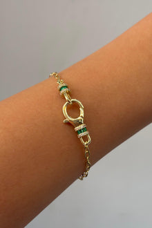 Özel Seri Latch Emerald Bileklik