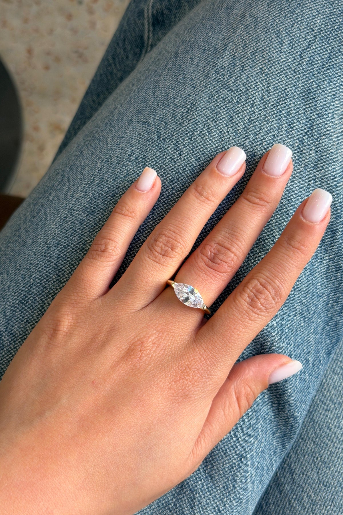 Marquise Solitaire Zirkon Taşlı Çelik Üzeri Altın Kaplama Yüzük ( Ayarlanabilir )