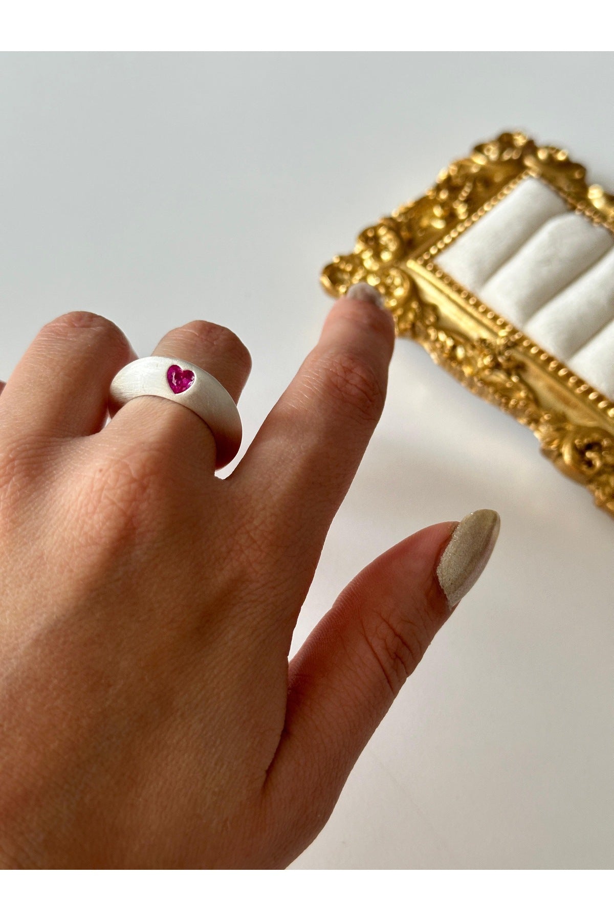 Çelik mat kalp detay yüzük ayarlanabilir