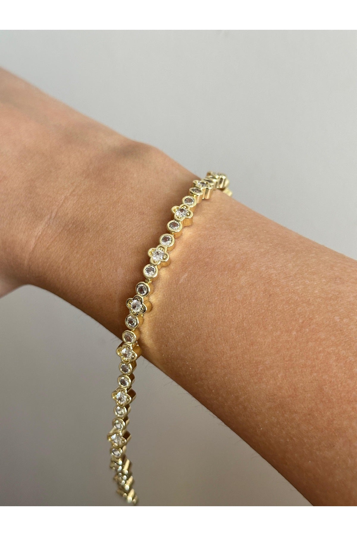Çelik üzeri altın kaplama özel seri zirkon bileklik
