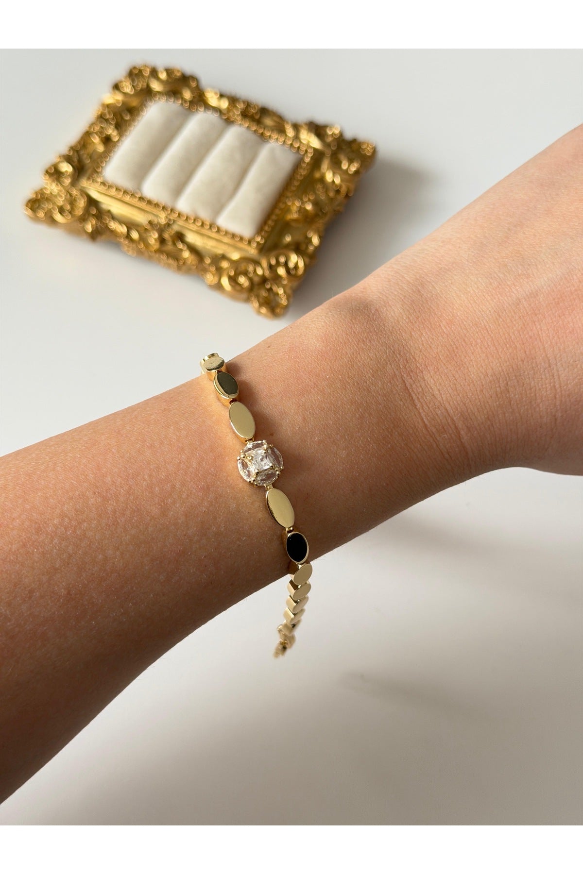 Çelik kuyumcu işçiliği zirkon montur bileklik