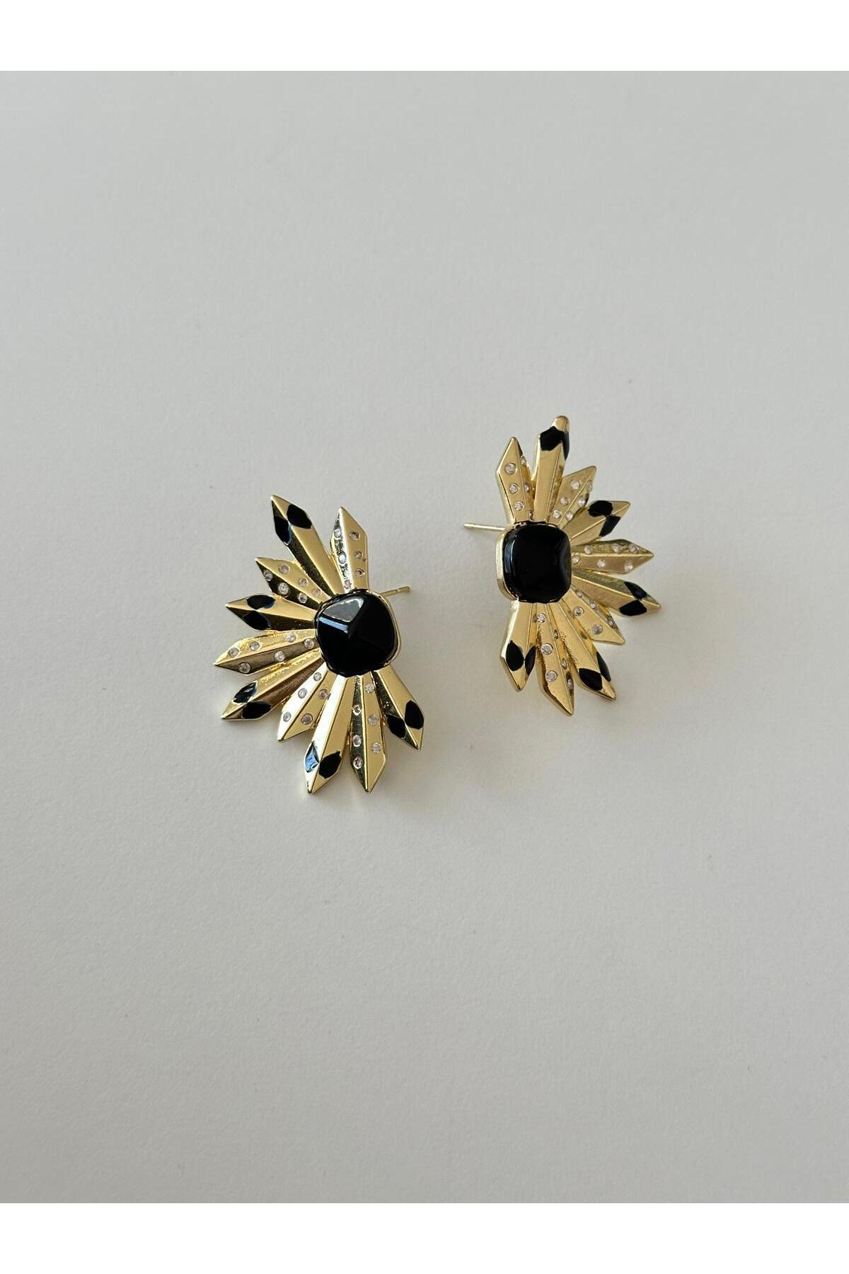 14K Çelik Üzerİ Altın Kaplama Siyah Taşlı Yarım Yıldız Küpe