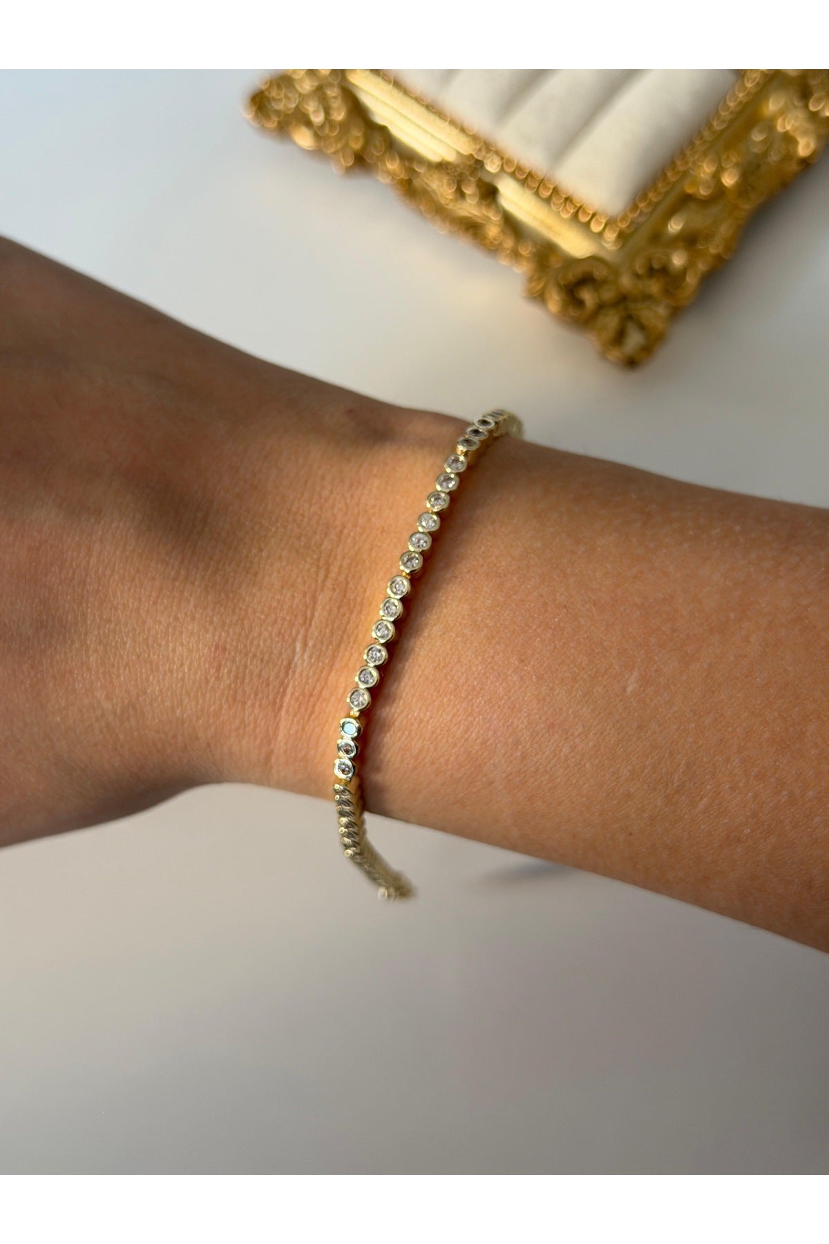 Çelik gold zirkon döküm bileklik