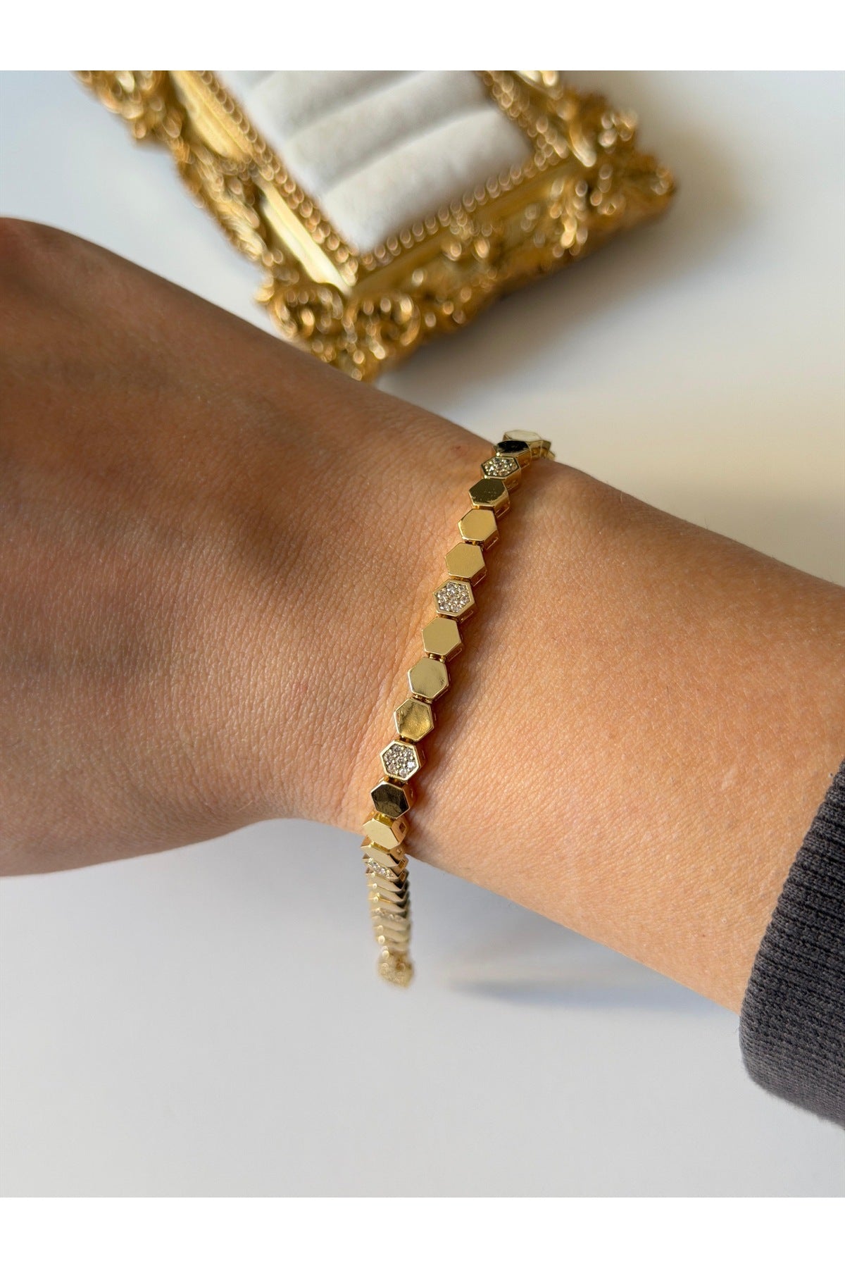 Çelik gold petek zirkon taşlı bileklik