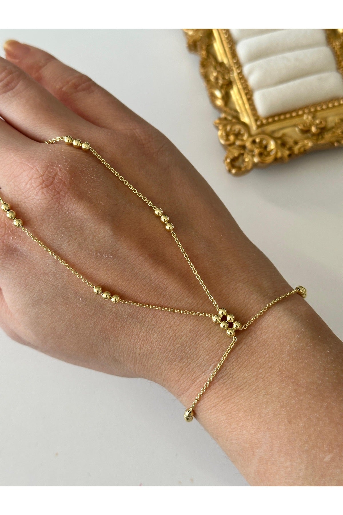 Çelik top detaylı Şahmeran