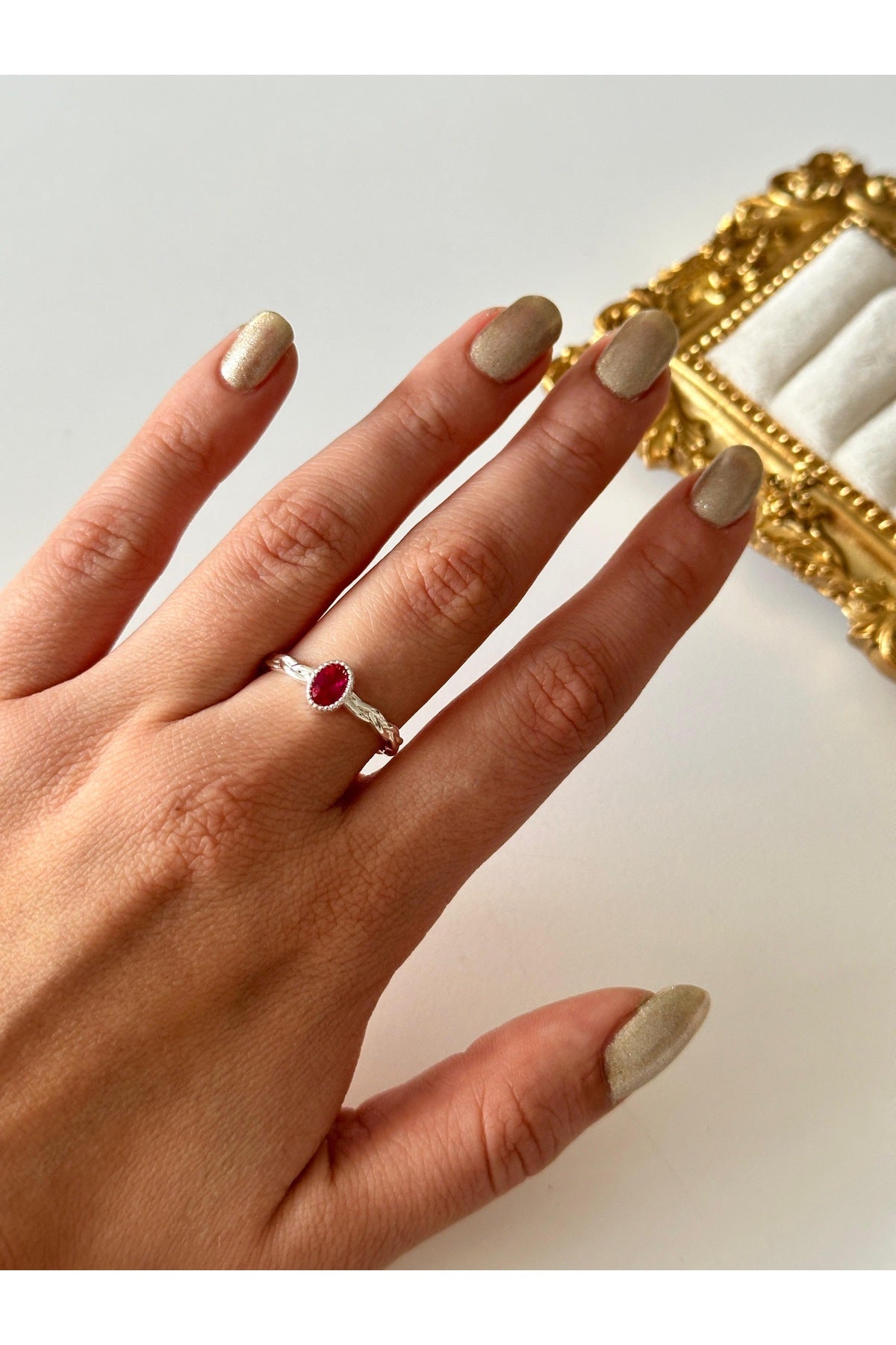 Çelik oval pembe taşlı yüzük ayarlanabilir