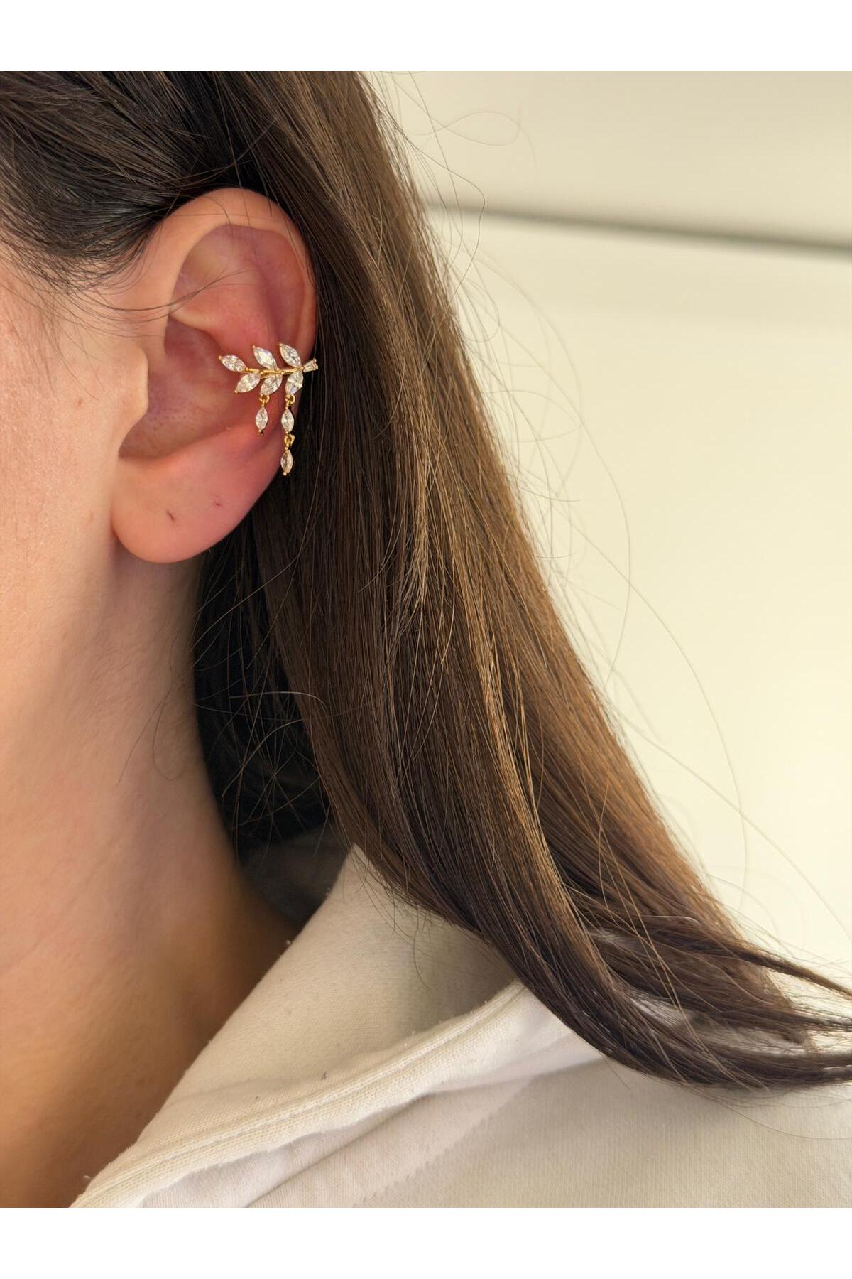 14K Çelik Üzeri Altın Kaplama Özel Seri Kıkırdak Küpe